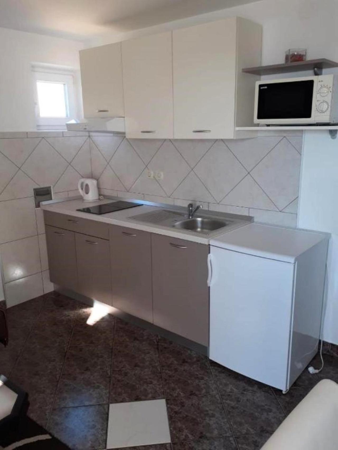 Guest House Lucija Банёл Номер фото