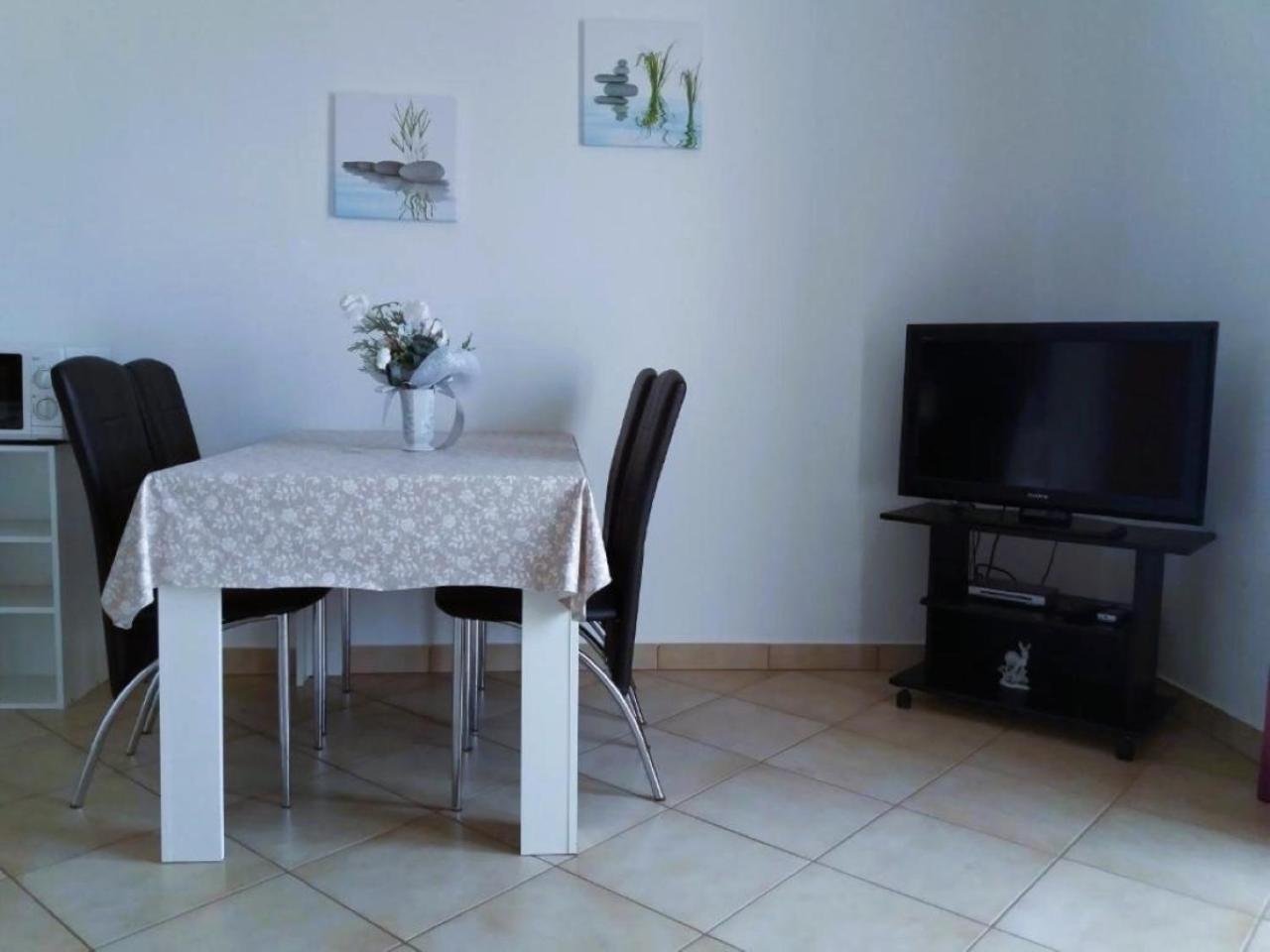 Guest House Lucija Банёл Номер фото