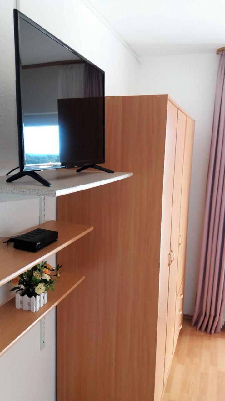 Guest House Lucija Банёл Экстерьер фото